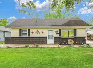 1304 Sunset Dr, Rantoul, IL 61866