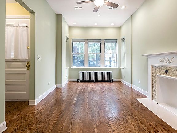 Apt. 1: Living/dining room