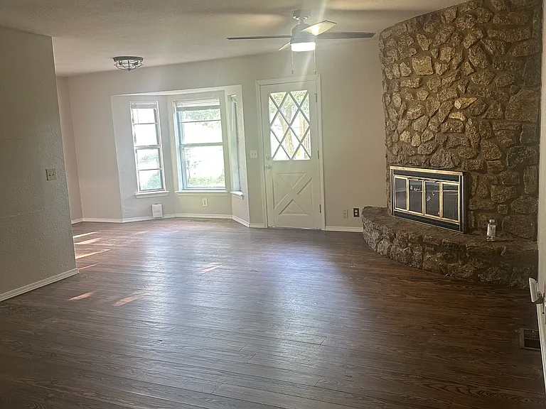 3224 S Ash Ct W — Photo 3