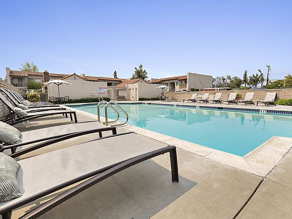 5th image of 601 Almarida Dr #S14