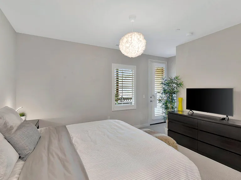 893 Blackstone Dr — Photo 14