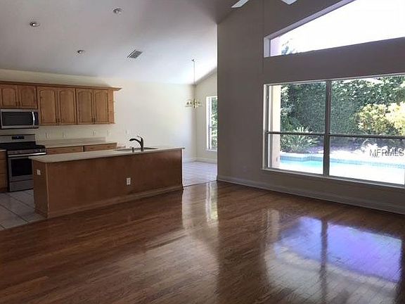3rd image of 2629 Queen Mary Pl
