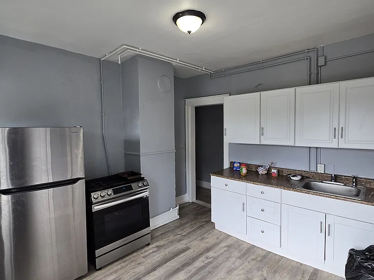 91 Pershing Ave #3 — Photo 1