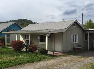 1306 SW Jordan St, Grants Pass, OR 97526