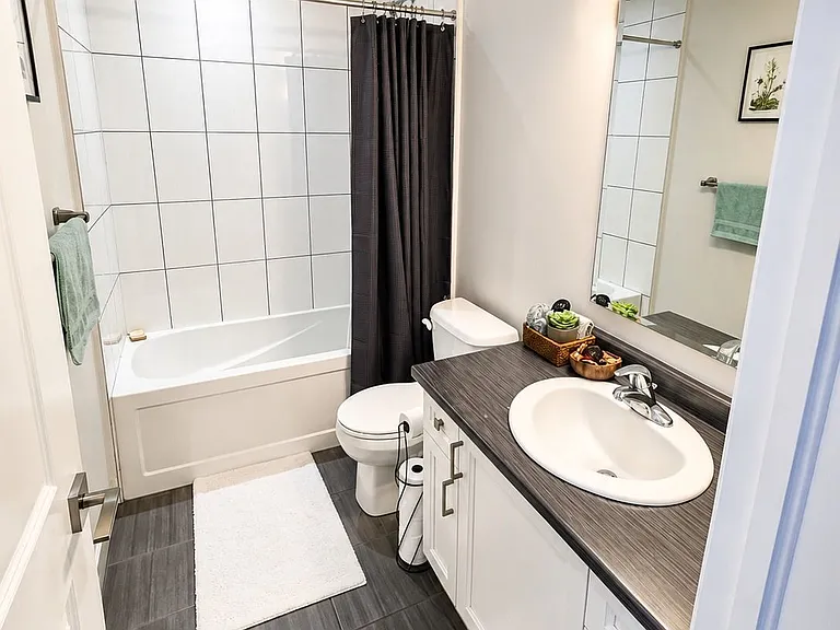 77 Hollybrook Trl — Photo 24