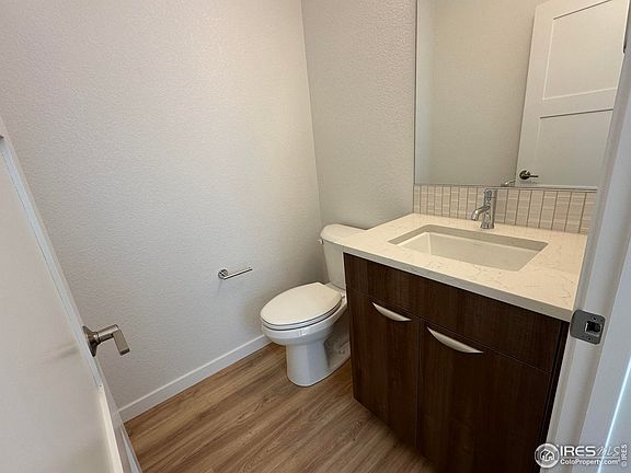 5th image of 440 Levi Ln #B