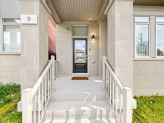 3rd image of 9 Applegate Dr