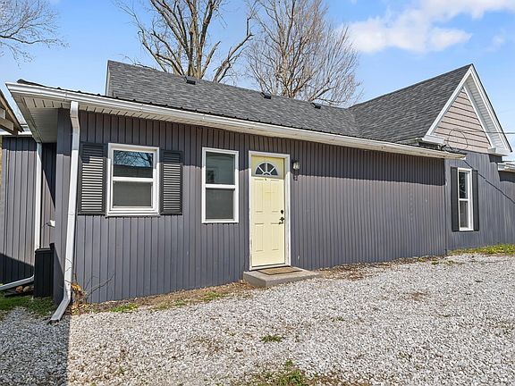 5th image of 221 Elm St