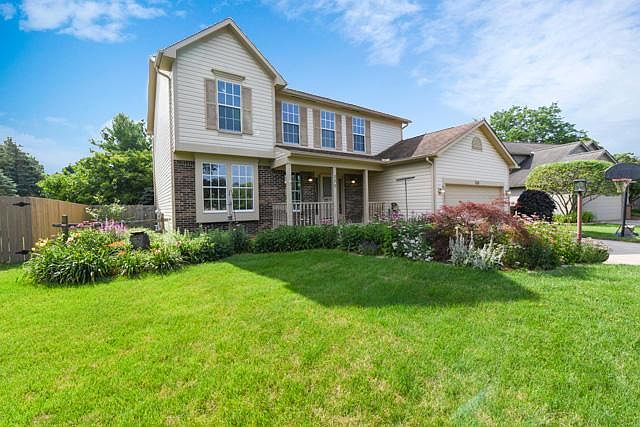 1st image of 350 Harrogate Ct