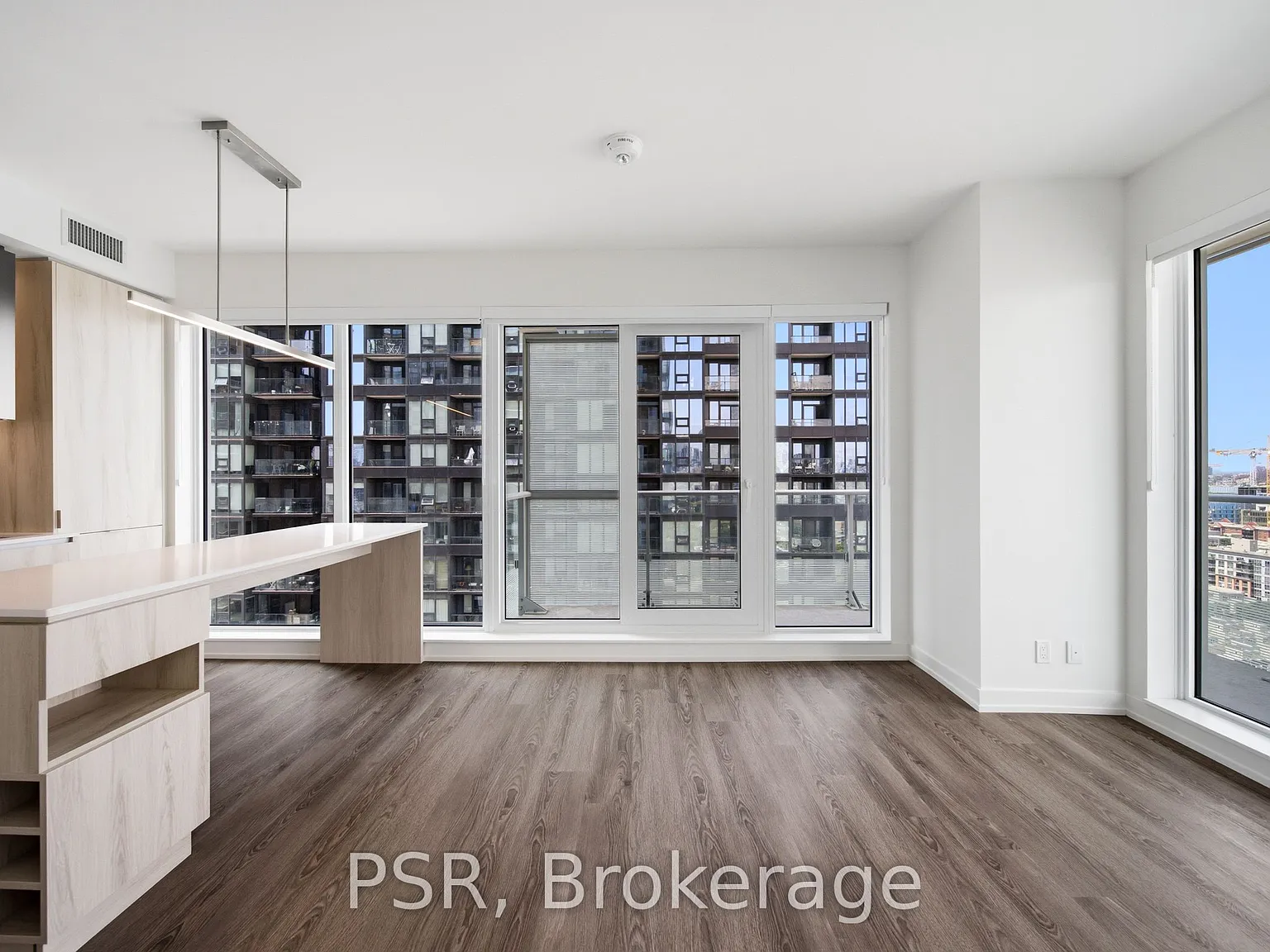 2 bed, $3,400 — Photo 4