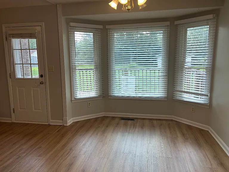 120 Pattiwood Dr — Photo 5