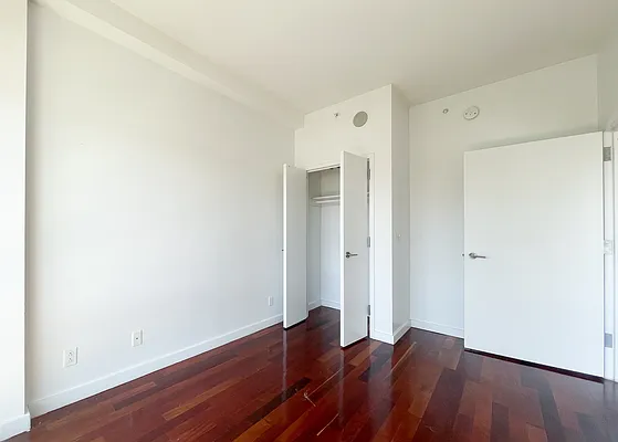 Rented by Kahen Properties | media 25