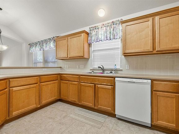 5th image of 3816 Harvey Penick Dr