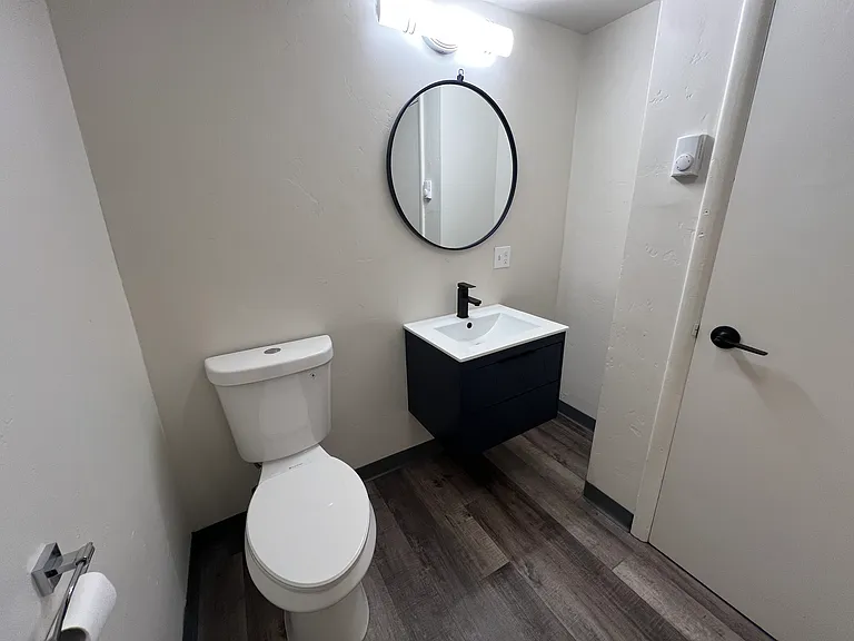 640 E Idaho St #413 — Photo 11