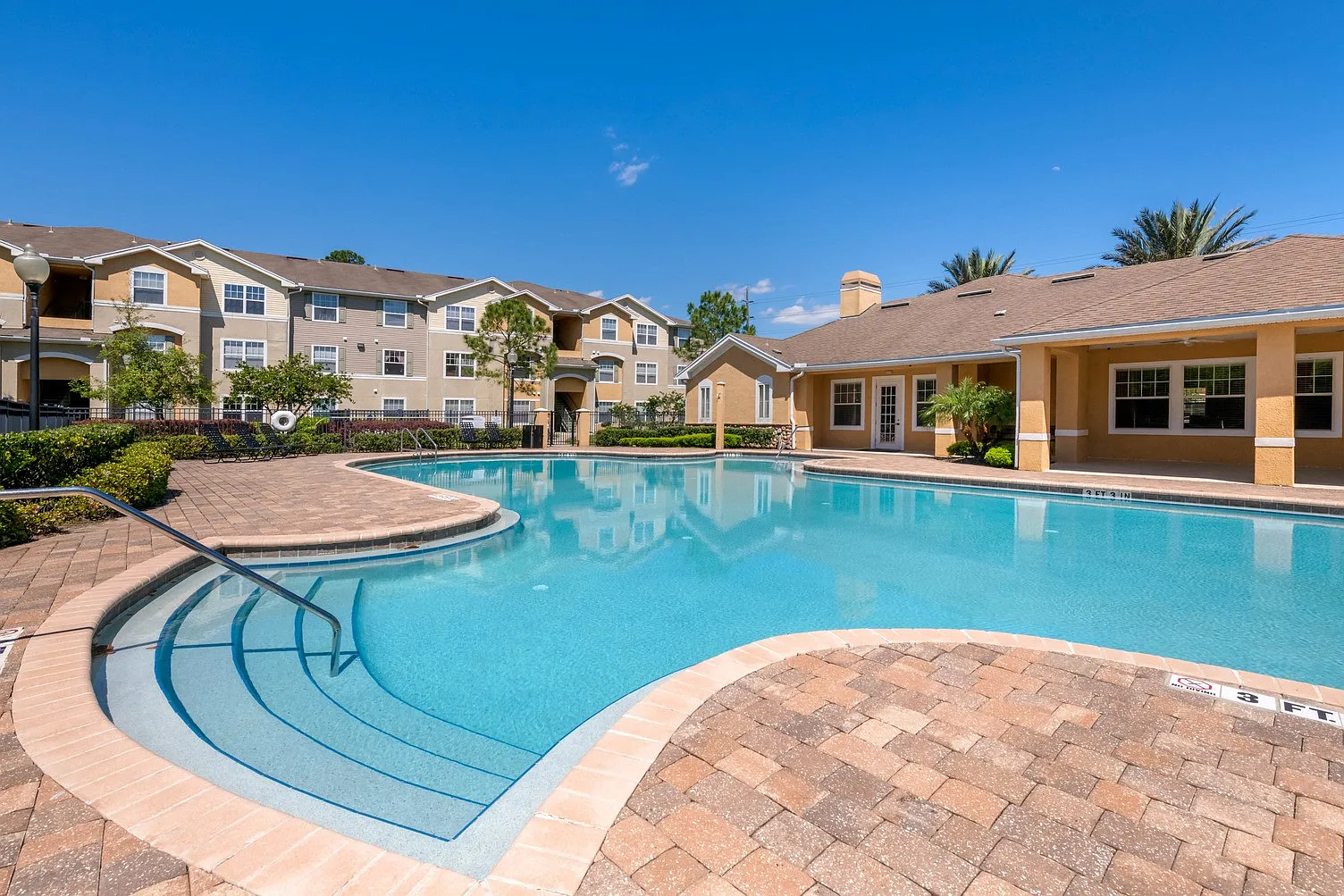 Ryan Oaks Apartments — Photo 3