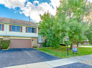 10043 Cambridge Dr, Mokena, IL 60448