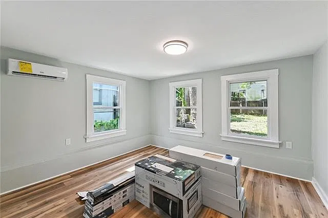 1 bed, 1.0 bath, 600 sqft, $1,375 — Photo 4