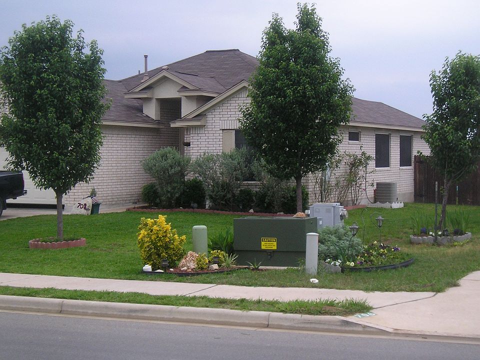 1st image of 708 Escondido Dr