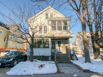 14 Ashmont St, Springfield, MA, 01108