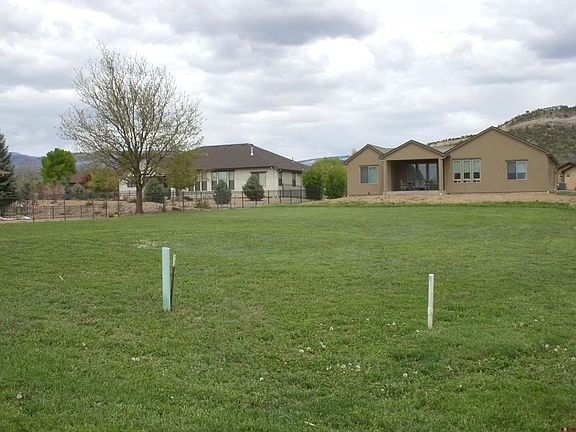 2nd image of 1015 SE Fairway Drive