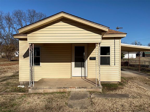 2nd image of 207 W Creek Ave