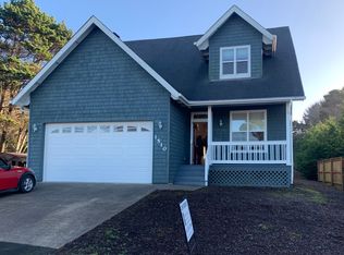 1510 NW 25th St, Lincoln City, OR 97367