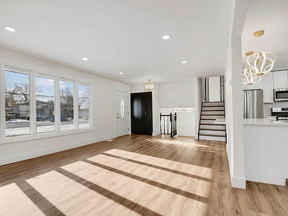 5th image of 11756 S Leamington Ave