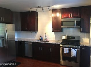 287 Spring St #6A, Red Bank, NJ 07701