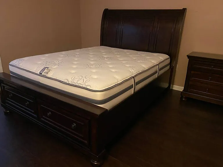 745 Walker Sq #1B — Photo 4