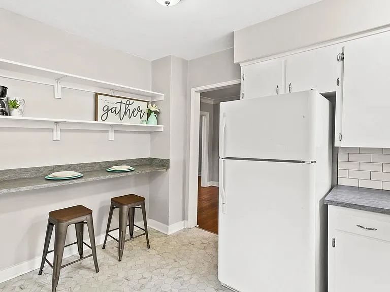 307 E 29th Ave — Photo 10