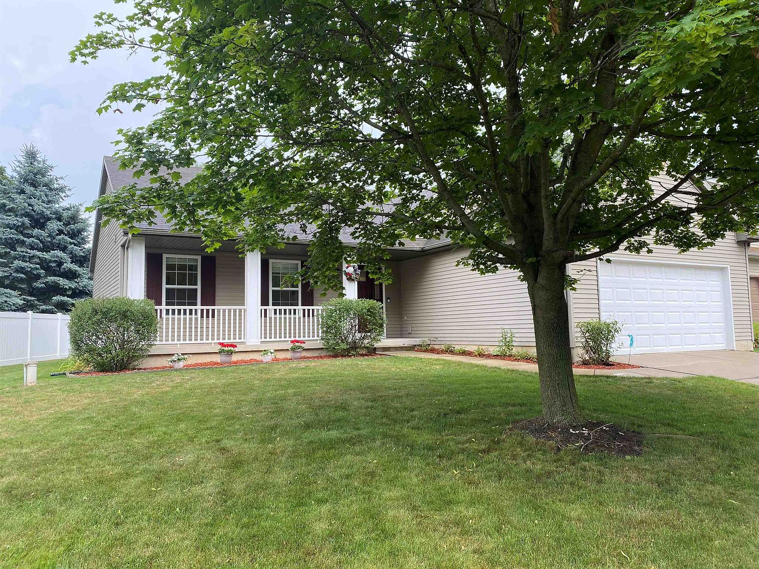 13863 Gk Dr, Bath, MI 48808 Zillow