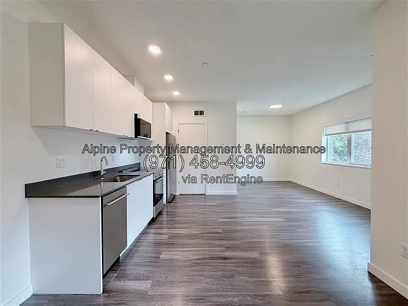 Studio, 1.0 bath, 457 sqft, $1,095 — Photo 2