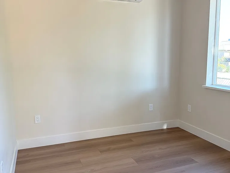 5895 28th St #&-2811 — Photo 16