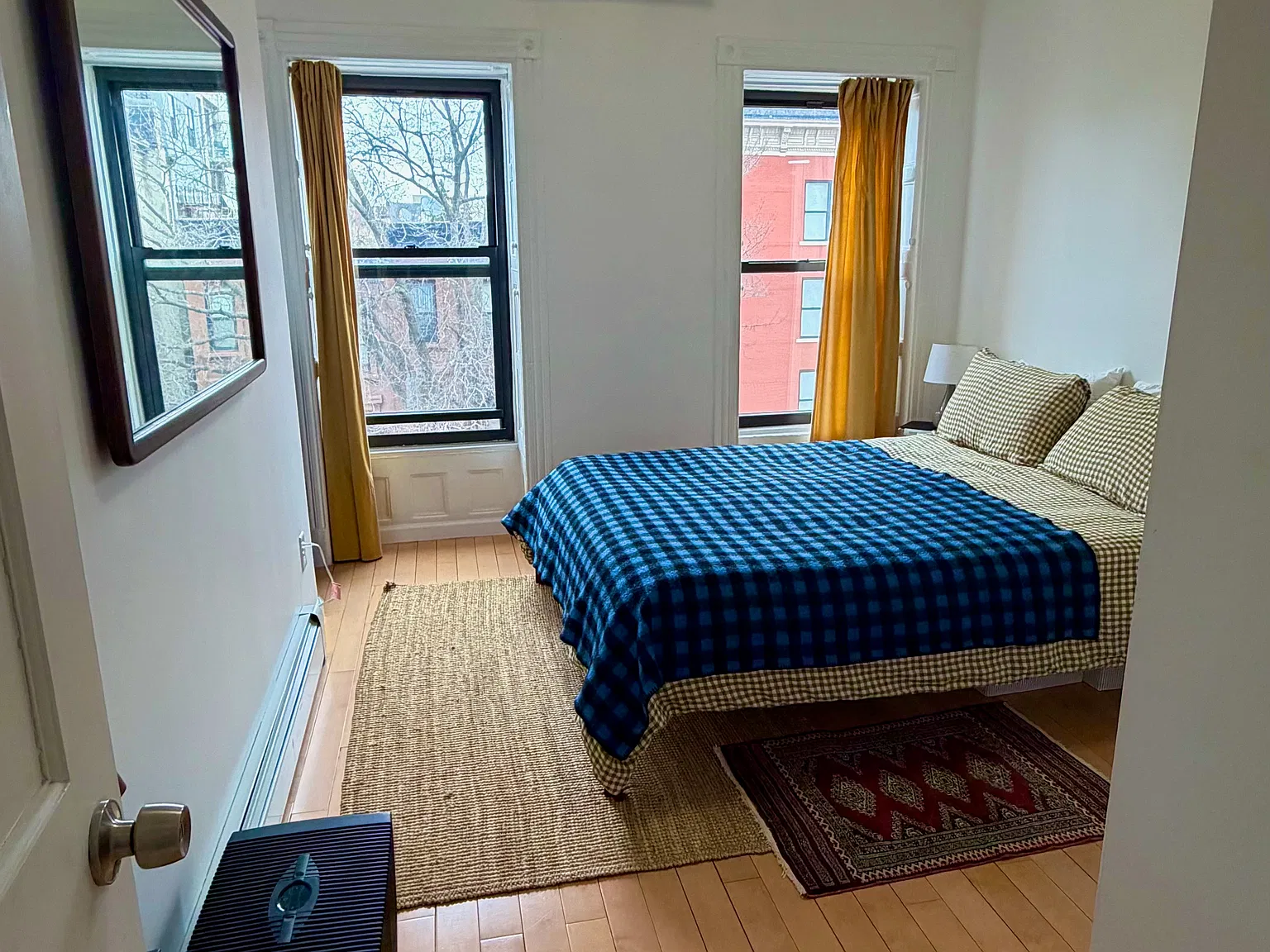 591 Willoughby Avenue — Photo 4