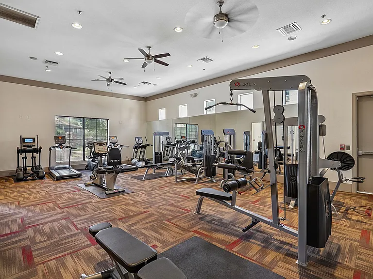 Adiamo Palm Valley Apartments in Goodyear, AZ