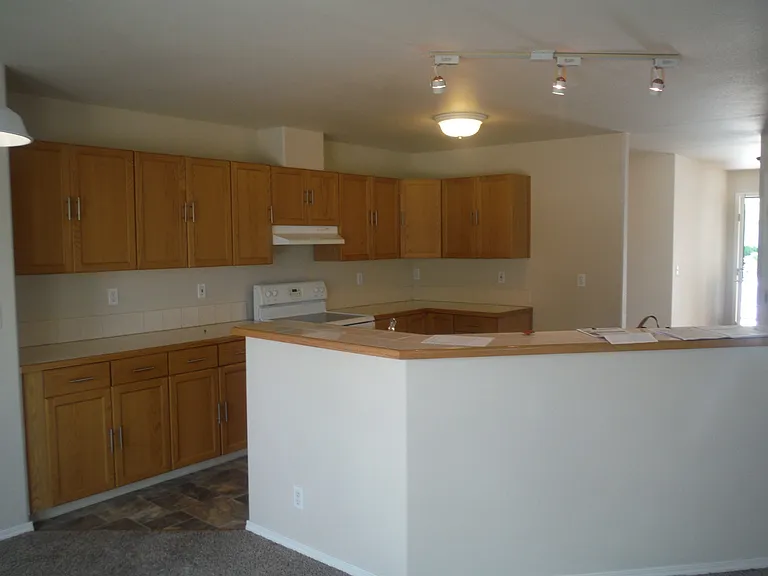 757 Divot Dr — Photo 16