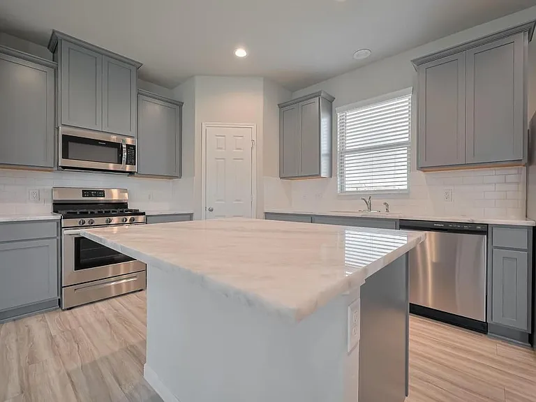 101 Eliana Shores Dr — Photo 12
