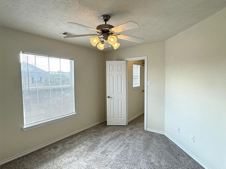 11515 Jacinth Ct — Photo 27