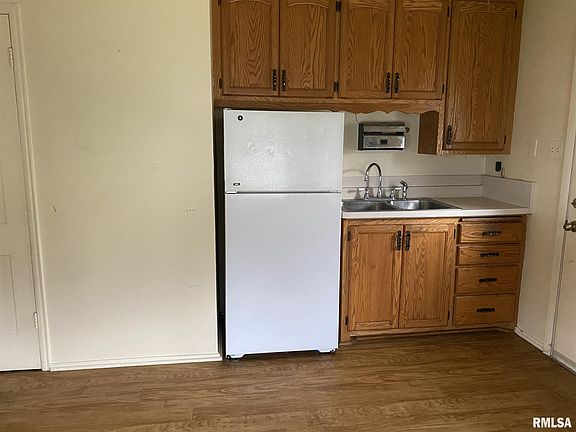 5th image of 4926 N Glen Elm Dr