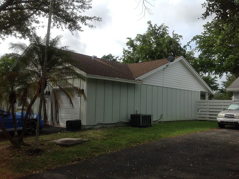 2nd image of 14920 SW 141st Pl