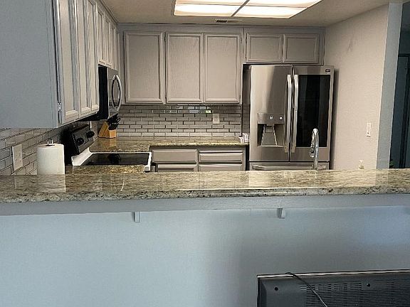 3rd image of 4934 Red Creek Dr