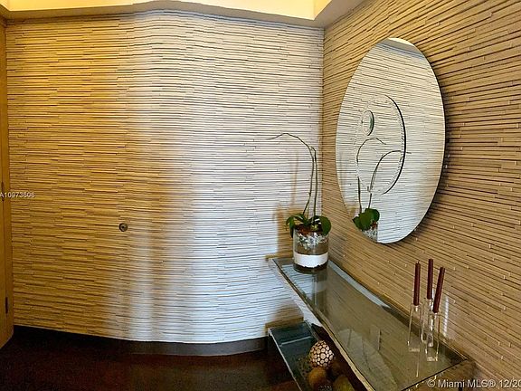 4th image of 465 Brickell Ave APT 3401