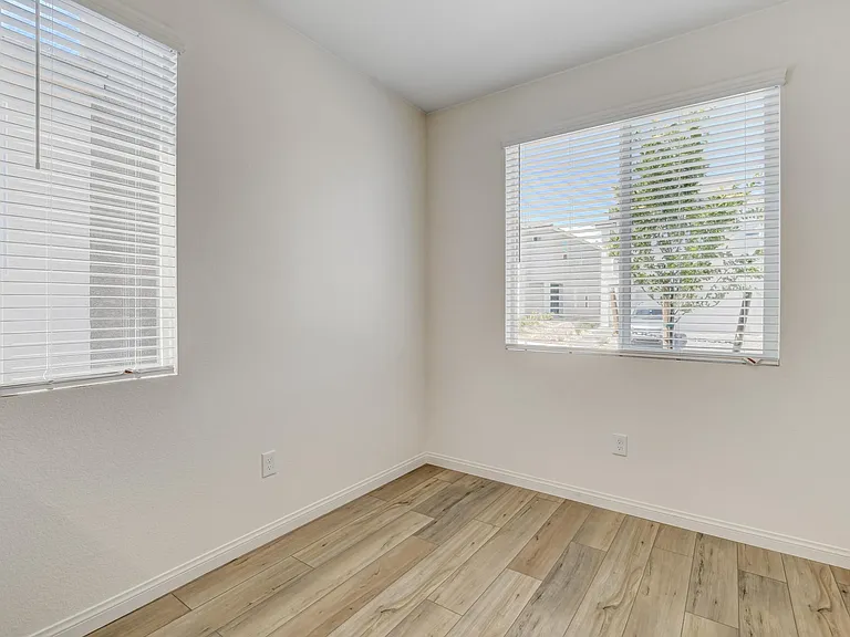 10171 Handline Chute St — Photo 12
