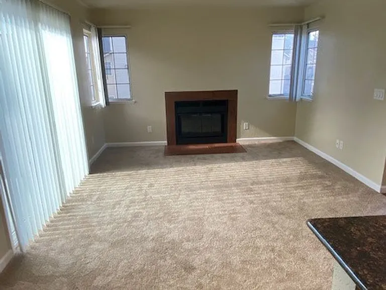 Carmel Woods Apartments — Photo 77