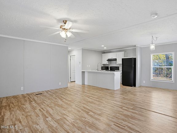2nd image of 8990 Bonaparte Drive SW
