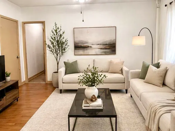 42-10 25th Avenue image 1 of 6