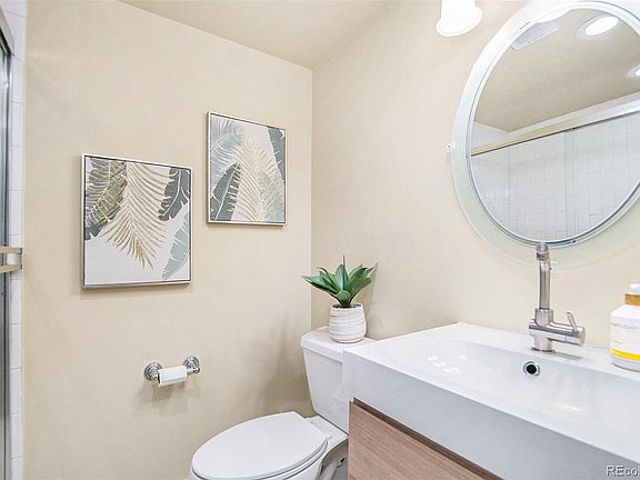 4th image of 669 N Washington Street #201