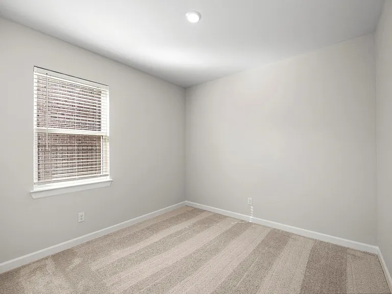 3052 Sorrento Hill Dr — Photo 12