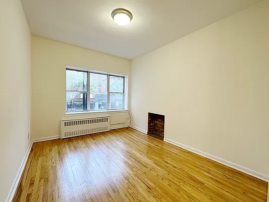 Rented by City Connections Realty | media 11