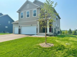 1088 Shoreview Dr, Jordan, MN 55352